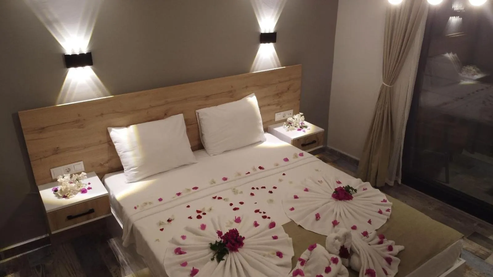 מרמריס Trakheia Otel