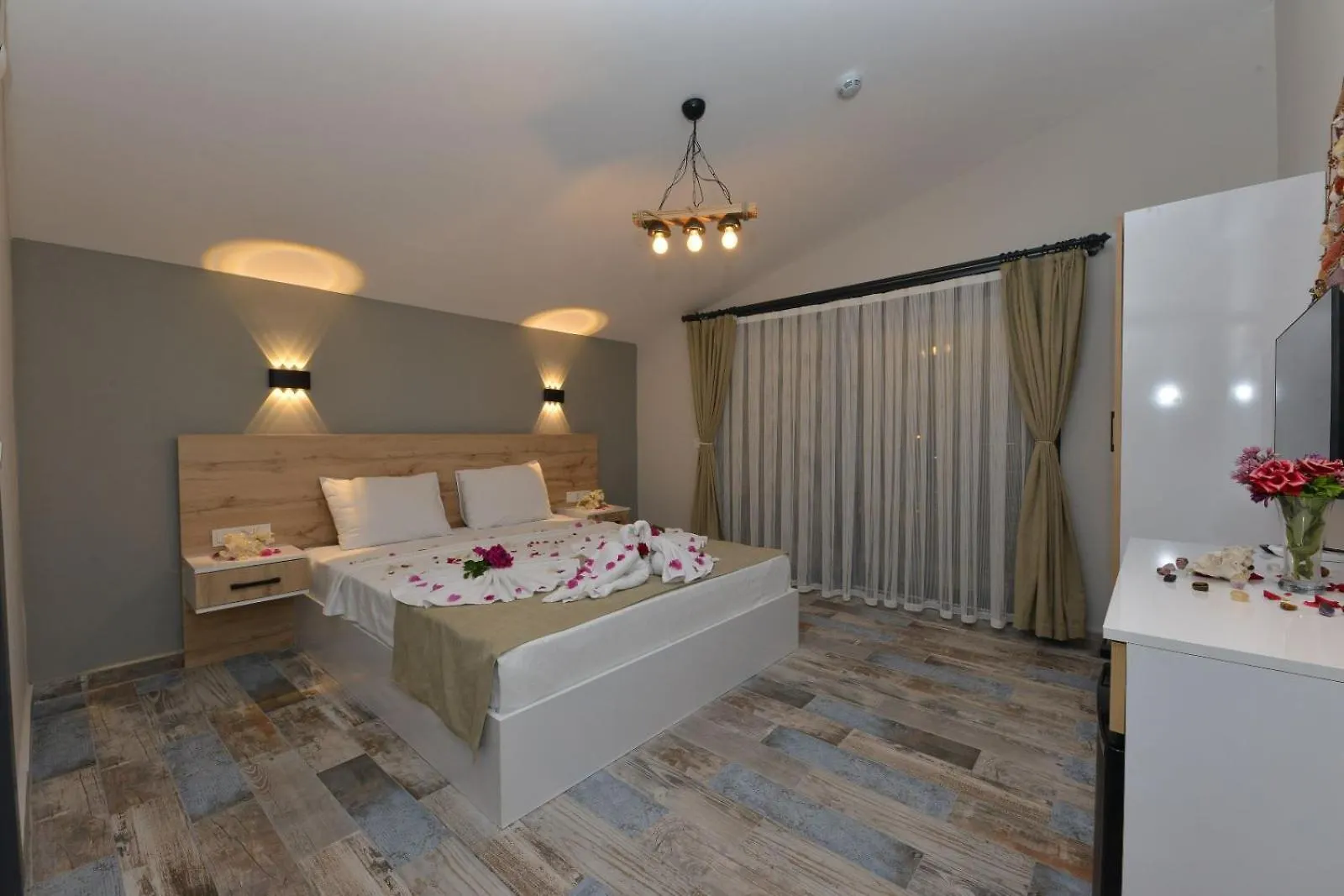 מרמריס Trakheia Otel